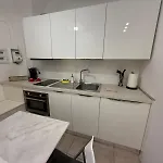 Wh - Mono Sea - Wifi Apartment *